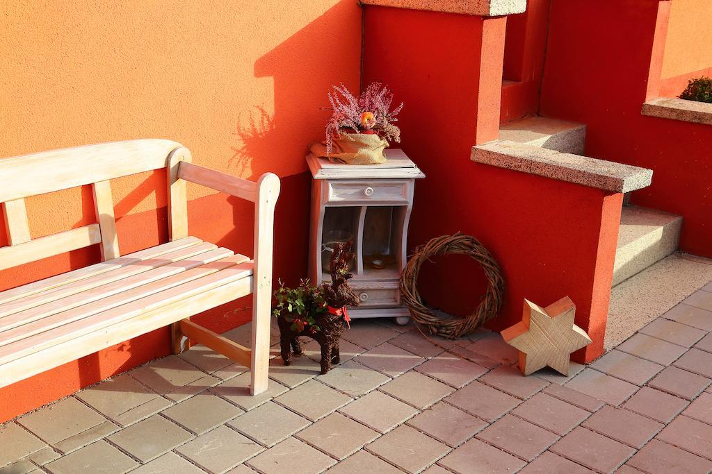 רוסט Ferienwohnung Petra מראה חיצוני תמונה